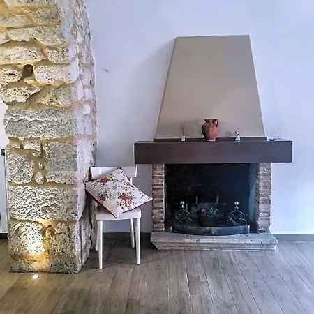 La Casa Dei Nonni Bed & Breakfast San Donato Val di Comino