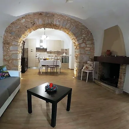 La Casa Dei Nonni Bed & Breakfast San Donato Val di Comino